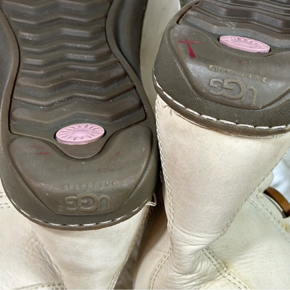 UGG Women's Tan Shearling Lace-Up leather Boots - Picture 5 of 11